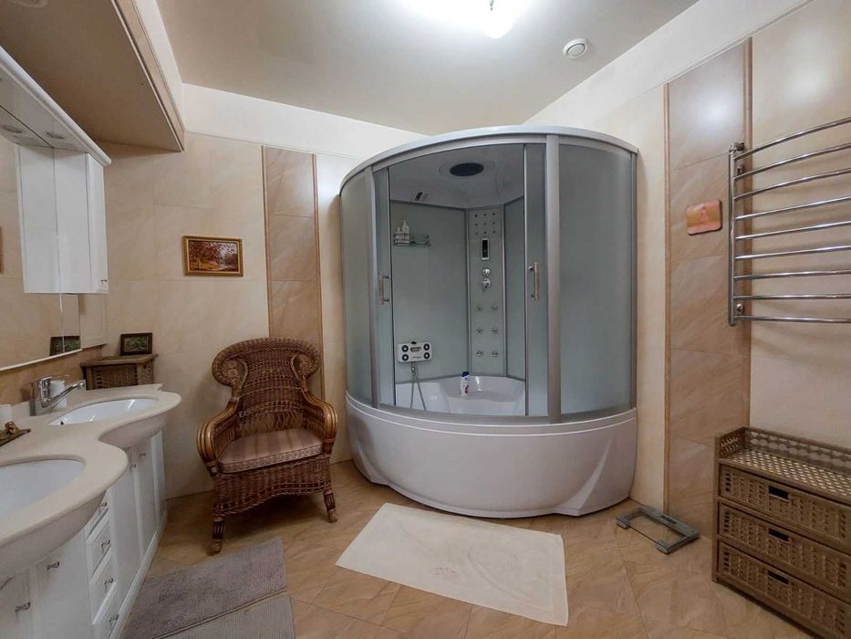 Оренда дворівневої 3к, Дмитрівська, 69,ЖК Златоустівський