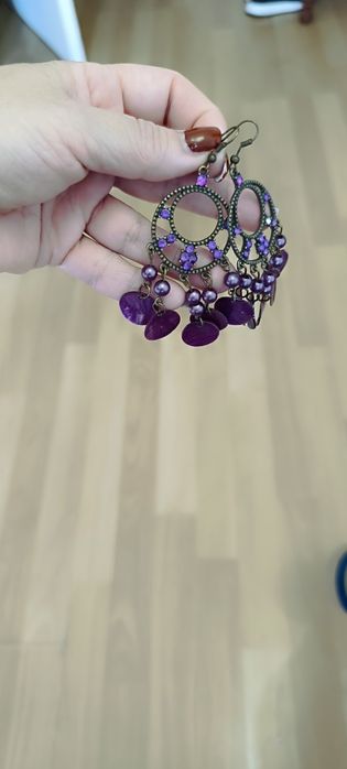 Brincos compridos lilás. Usados 1 vez.