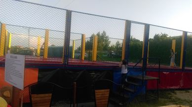 Park trampolin 2 stanowiskowa trampolina stacjonarna zewnętrzna