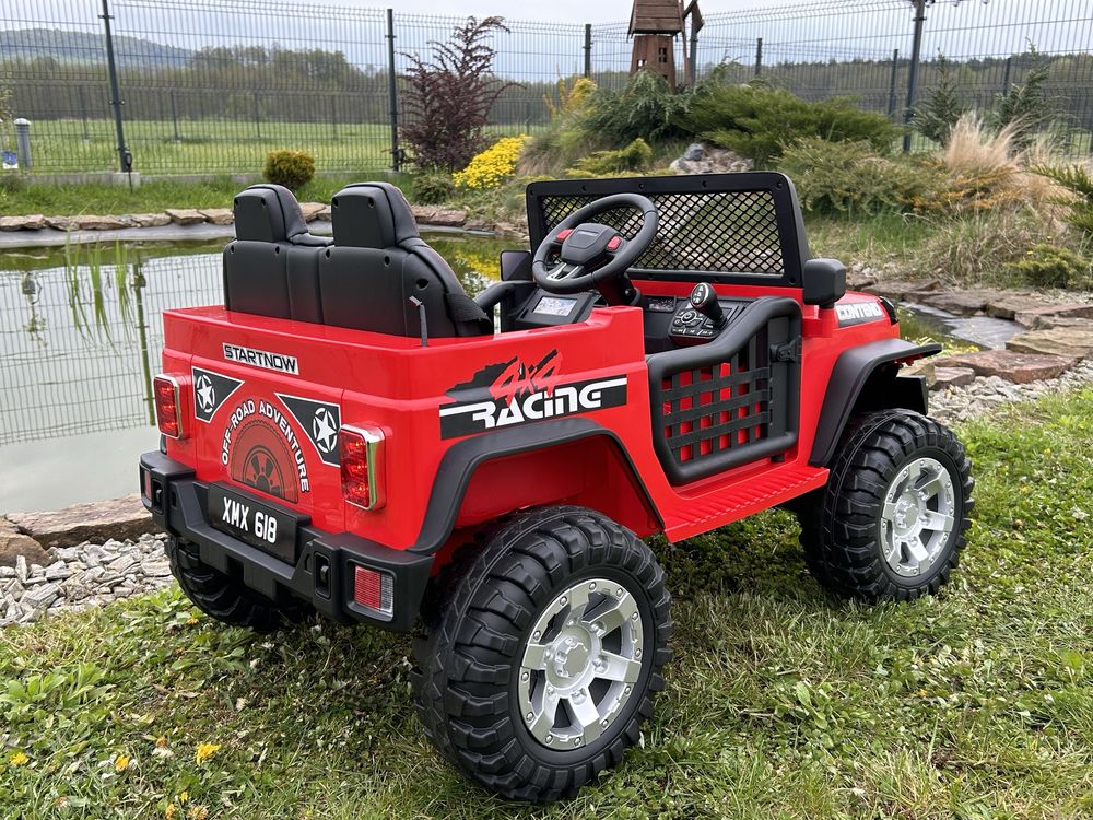 Auto na akumulator Jeep 4 mocne silniki Pilot Miękkie koła 4x4