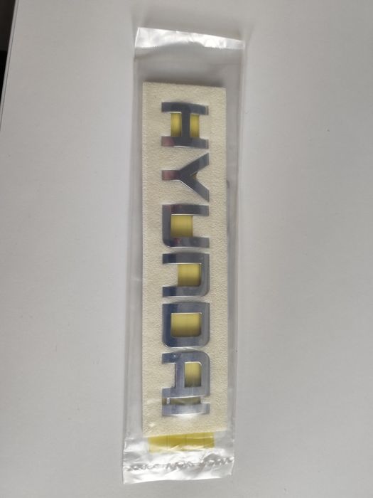 Emblemat Hyundai 86335 H1020