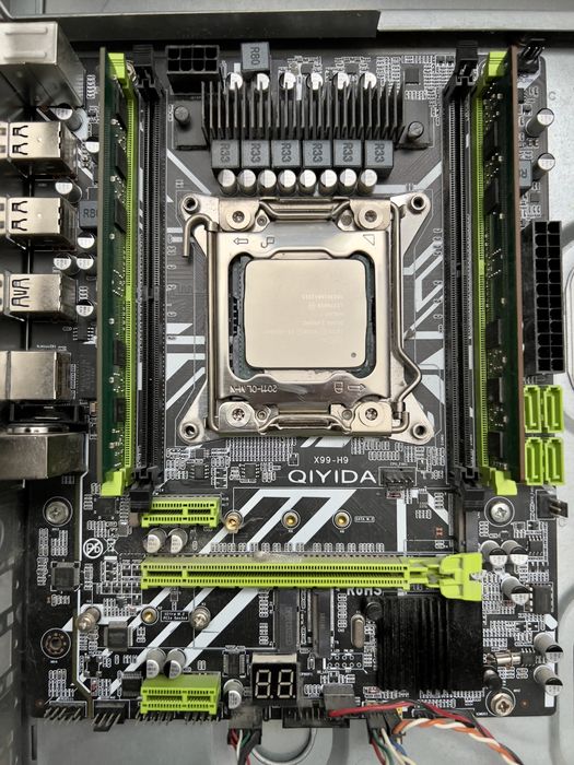Комплект Xeon E5-2630v3+Qiyida x99 h9+16Gb DDR4