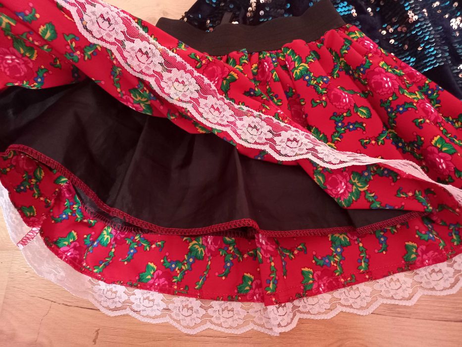 Dwie spódniczki dla dziewczynki, r. 122, Cool Club