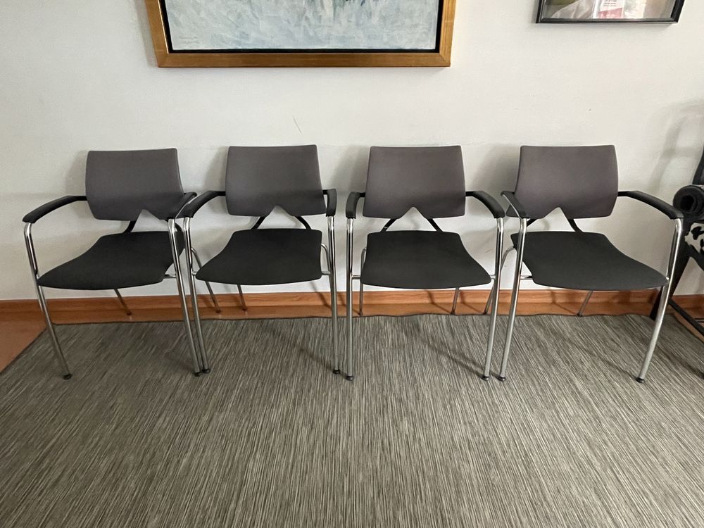 Cadeiras Haworth cinzentas