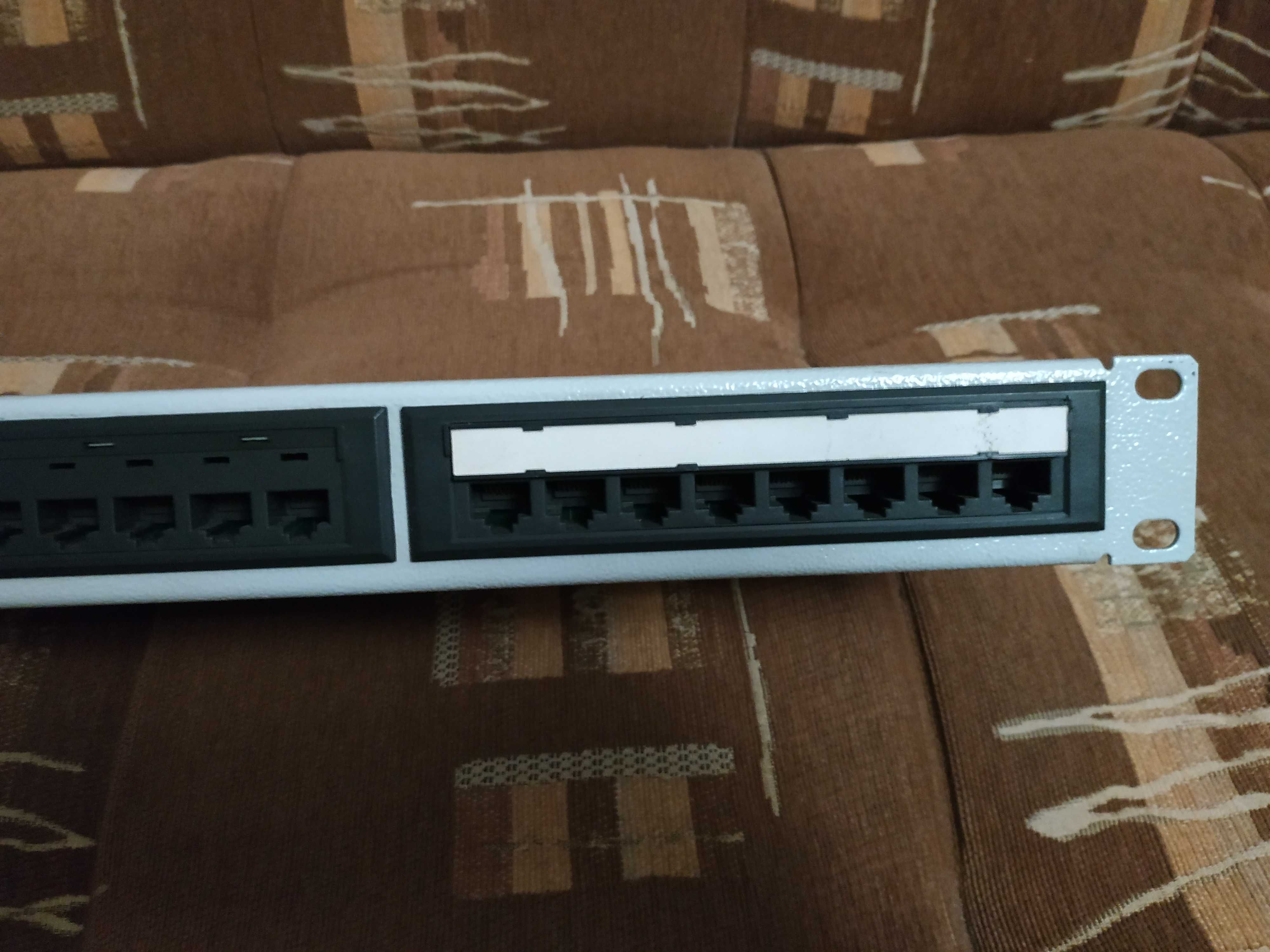 patchpanel rack kat. 5e ZPAS 24x RJ45 ethernet