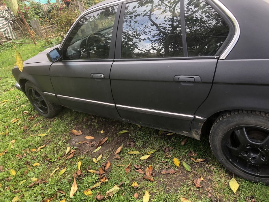 Продам Бмв е32 1988 рік 3,5 бензин