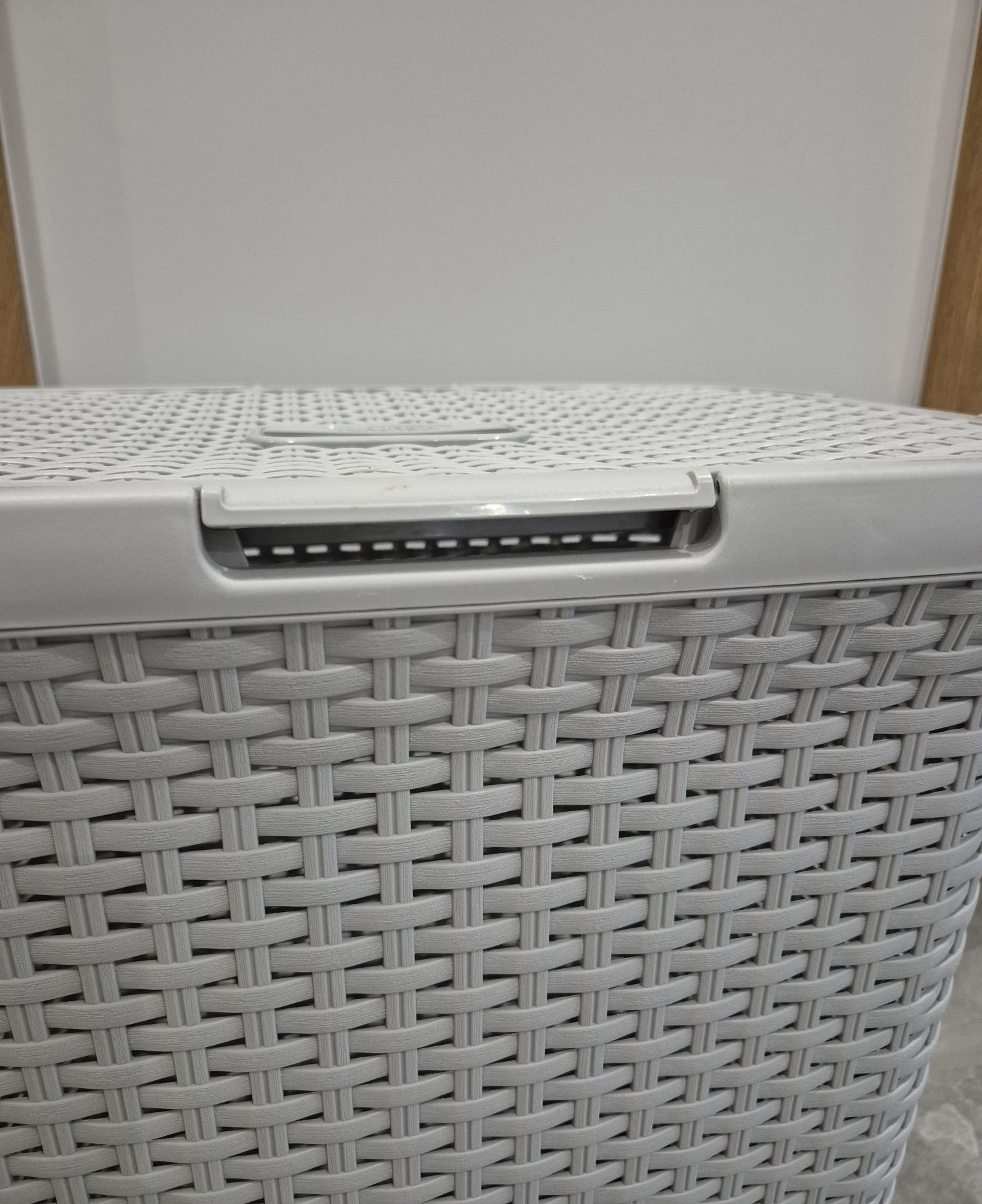 Kosz na pranie Curver 60 l