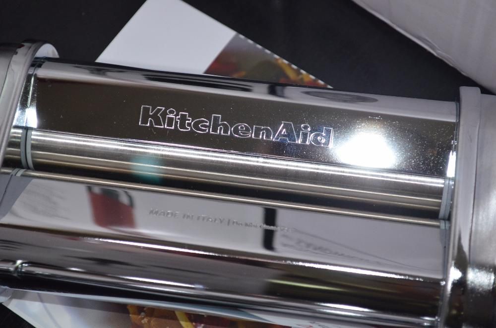 KitchenAid 5KSMPRA тестораскатка и ножи роликовые фетучини спагетти