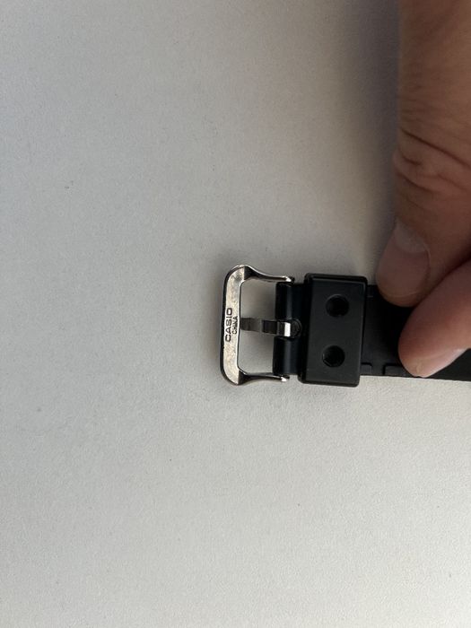 Часи Casio DW-5700BBM-1ER