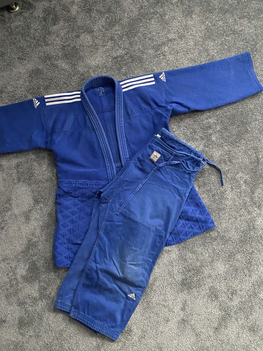 Продам кімано Adidas