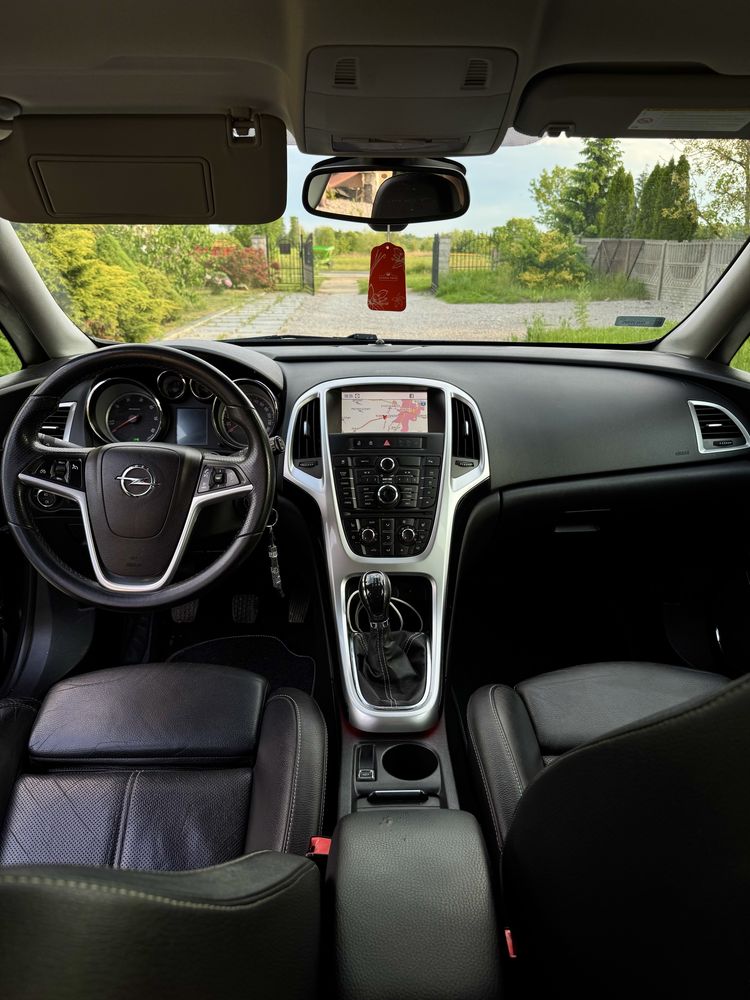 Opel Astra J 1,7 Cdti 130 Km