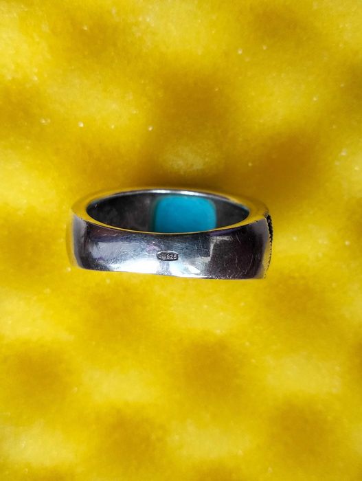 Серебряное кольцо