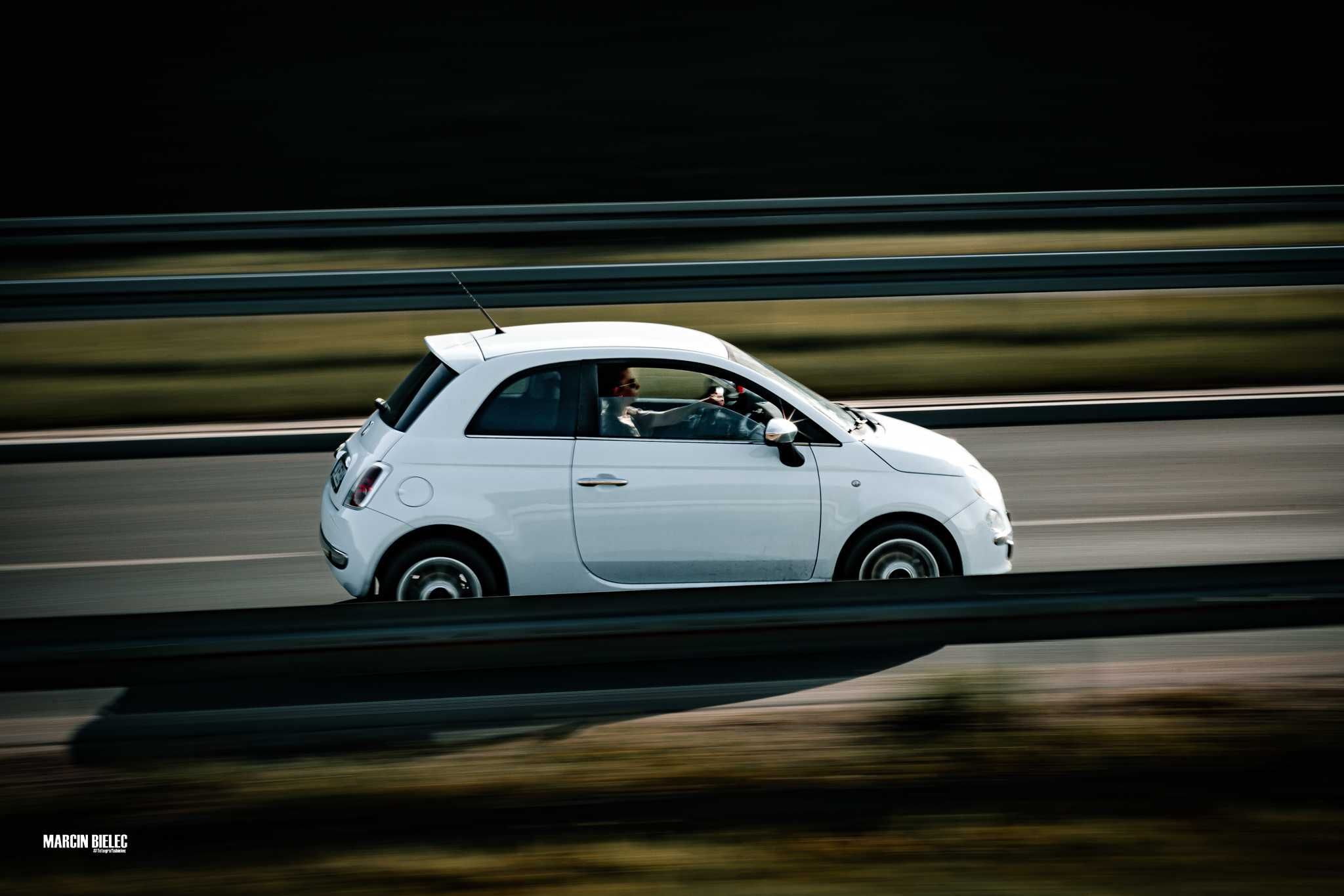 Fotografia portretowa plenerowa - sesje rodzinne, motoryzacyjne