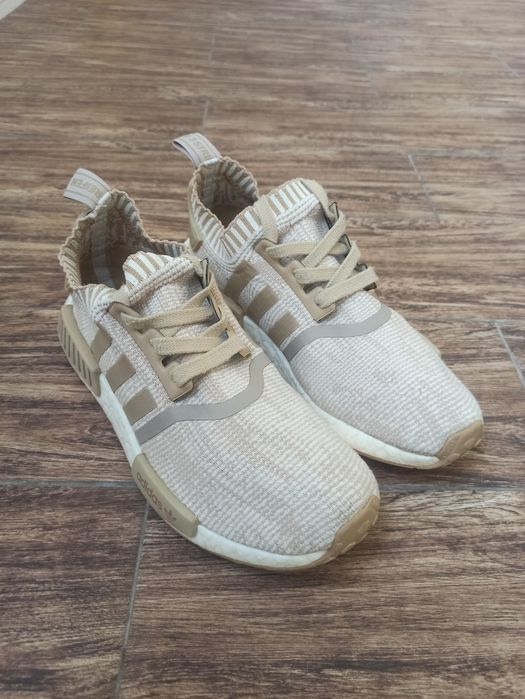 Жіночі Кросівки Adidas Nmd R 1 Оригінал Розмір 38-24см