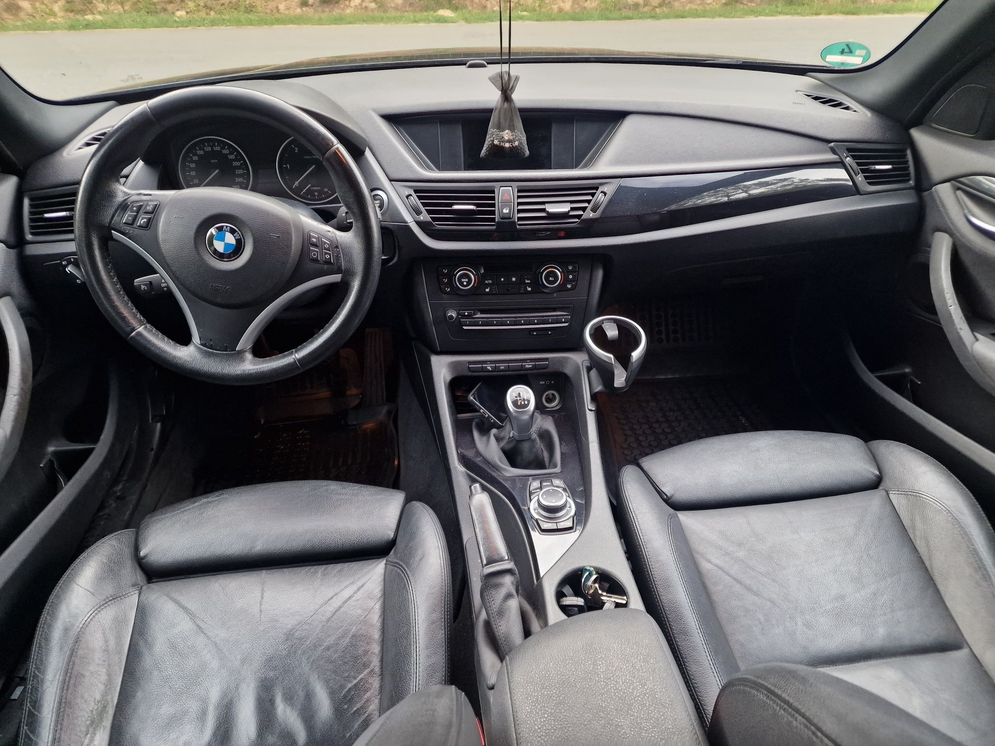 Bmw x1 xline 143konie po dużym serwisie cala w ori lakierze e84