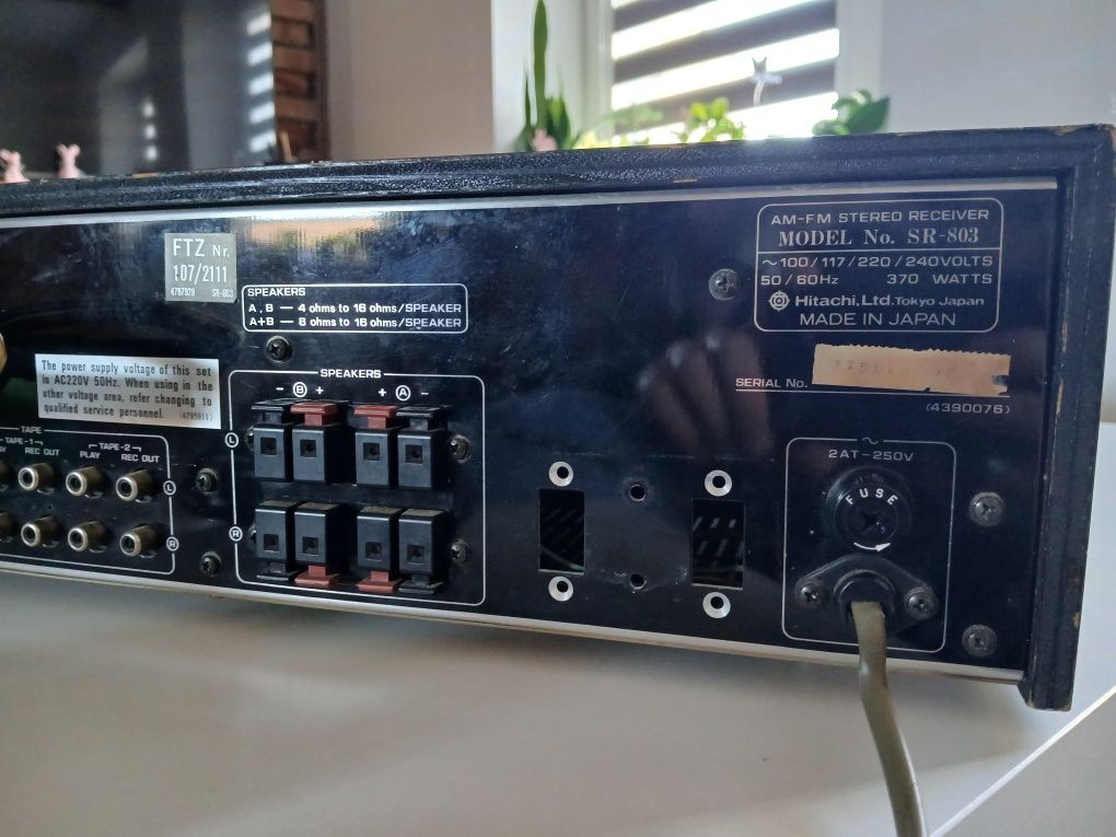 Amplituner hitachi SR 803 vintage ,