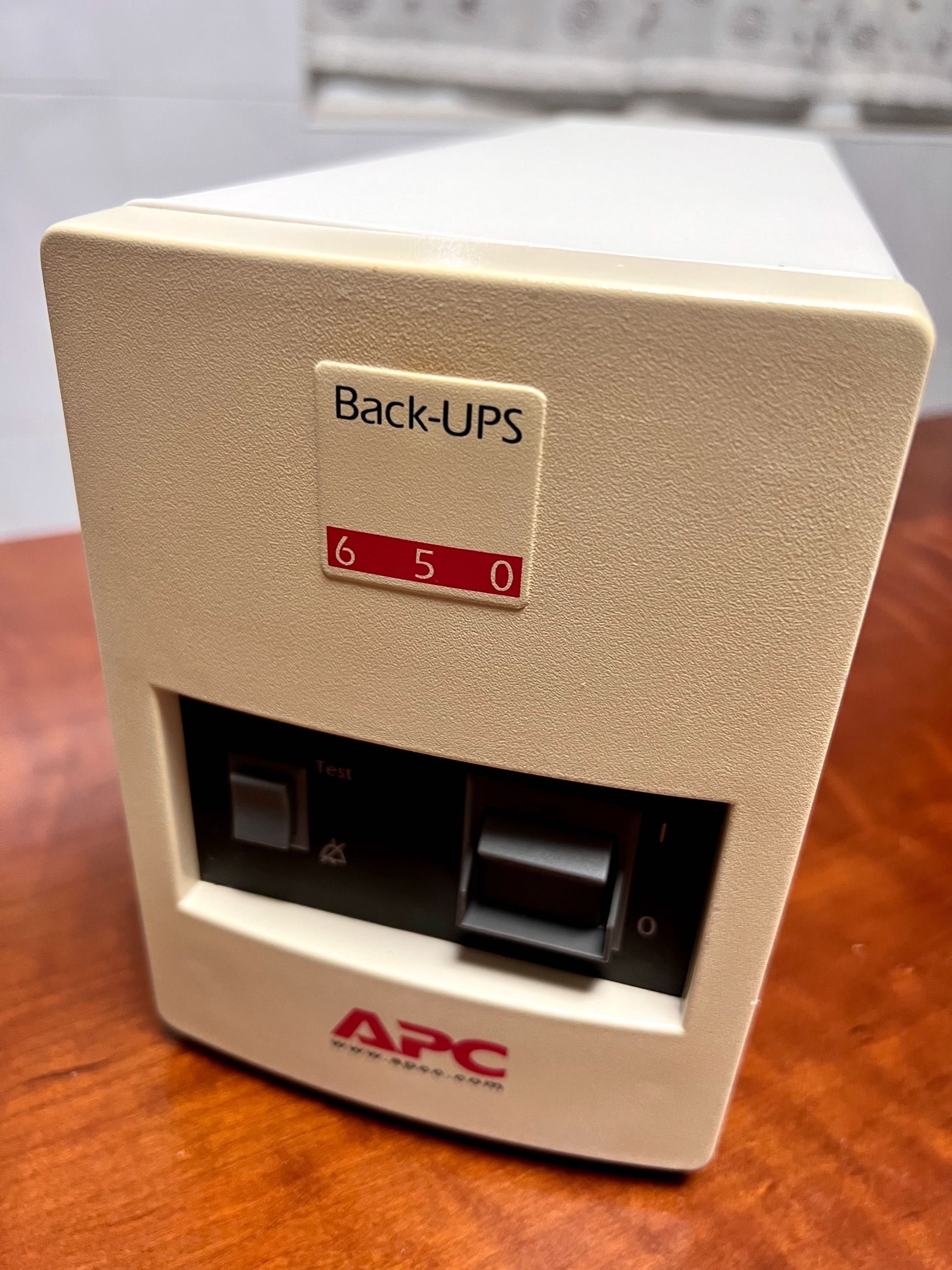 APC Back-UPS bk650mi