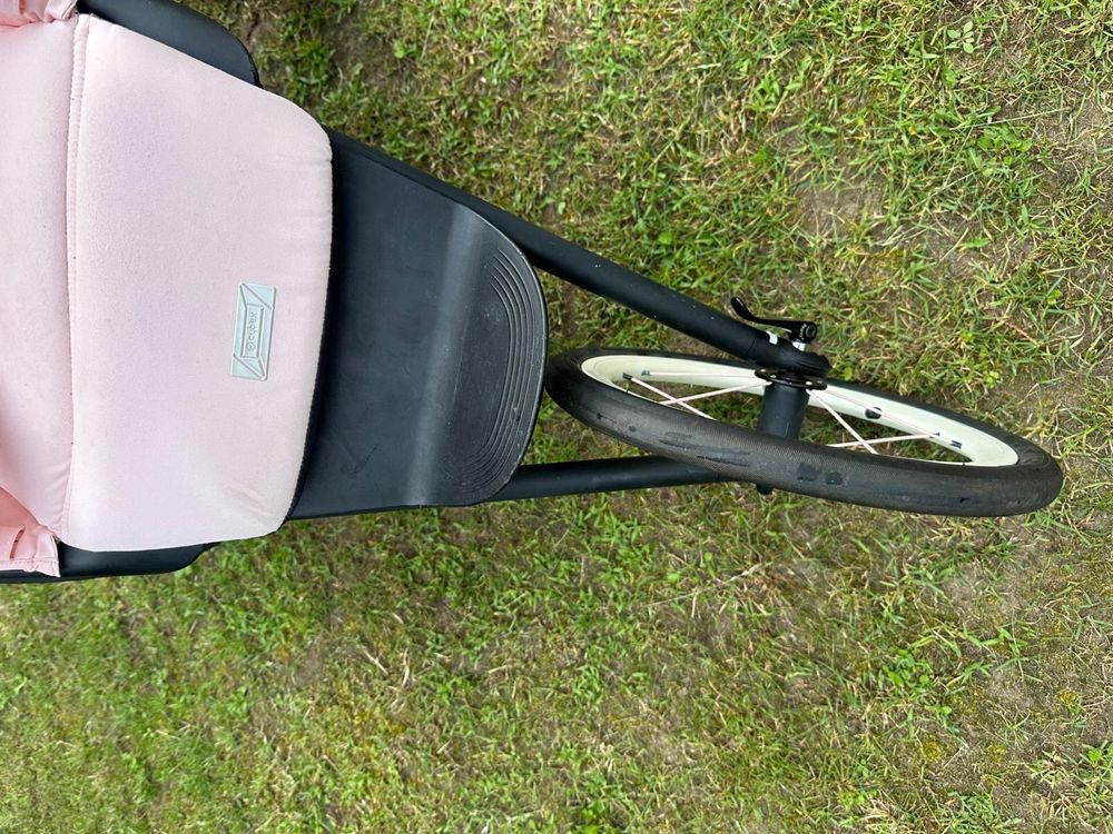 Wózek do biegania biegowy Cybex Avi