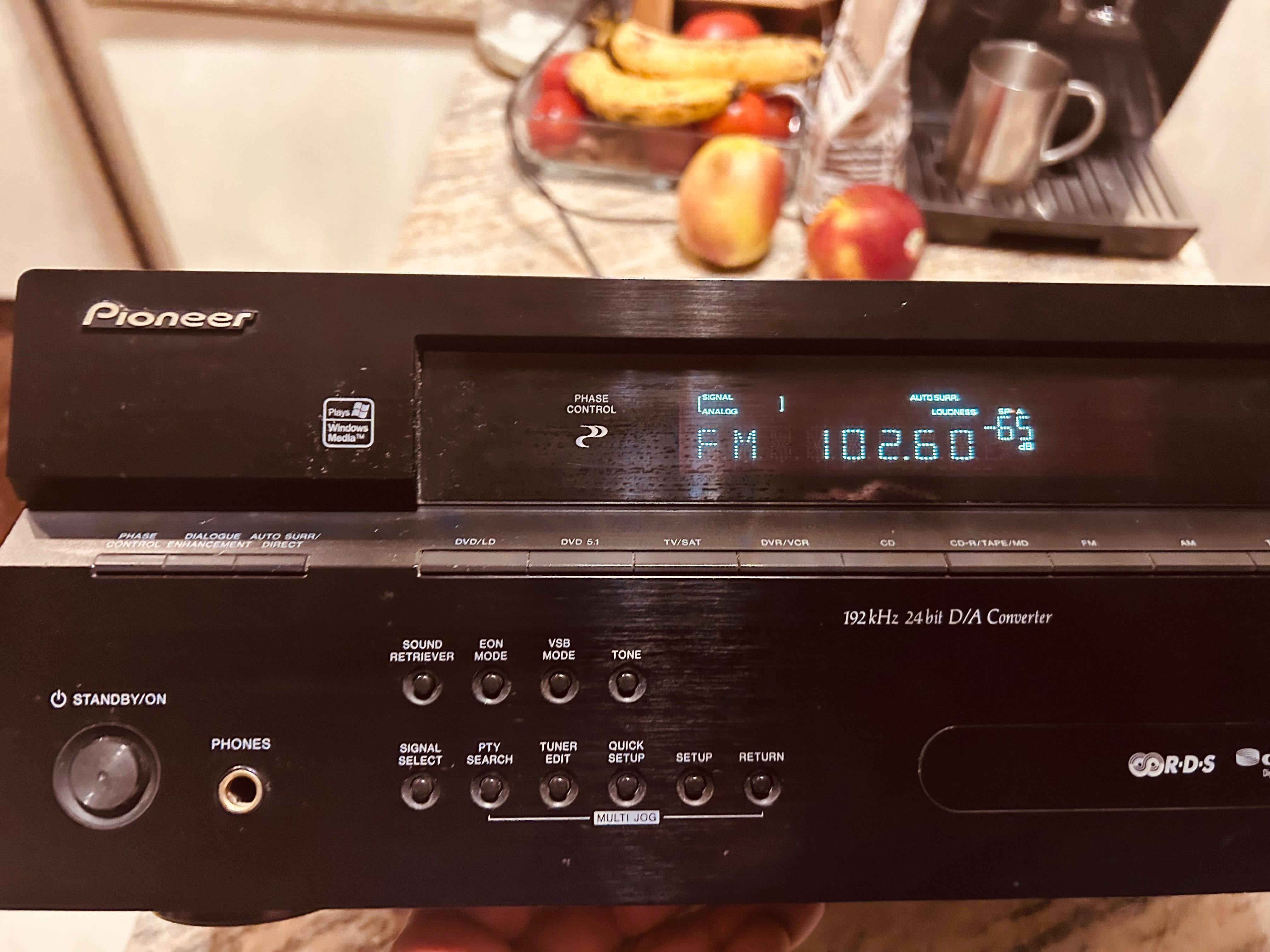 Pioneer vsx417, Amplituner