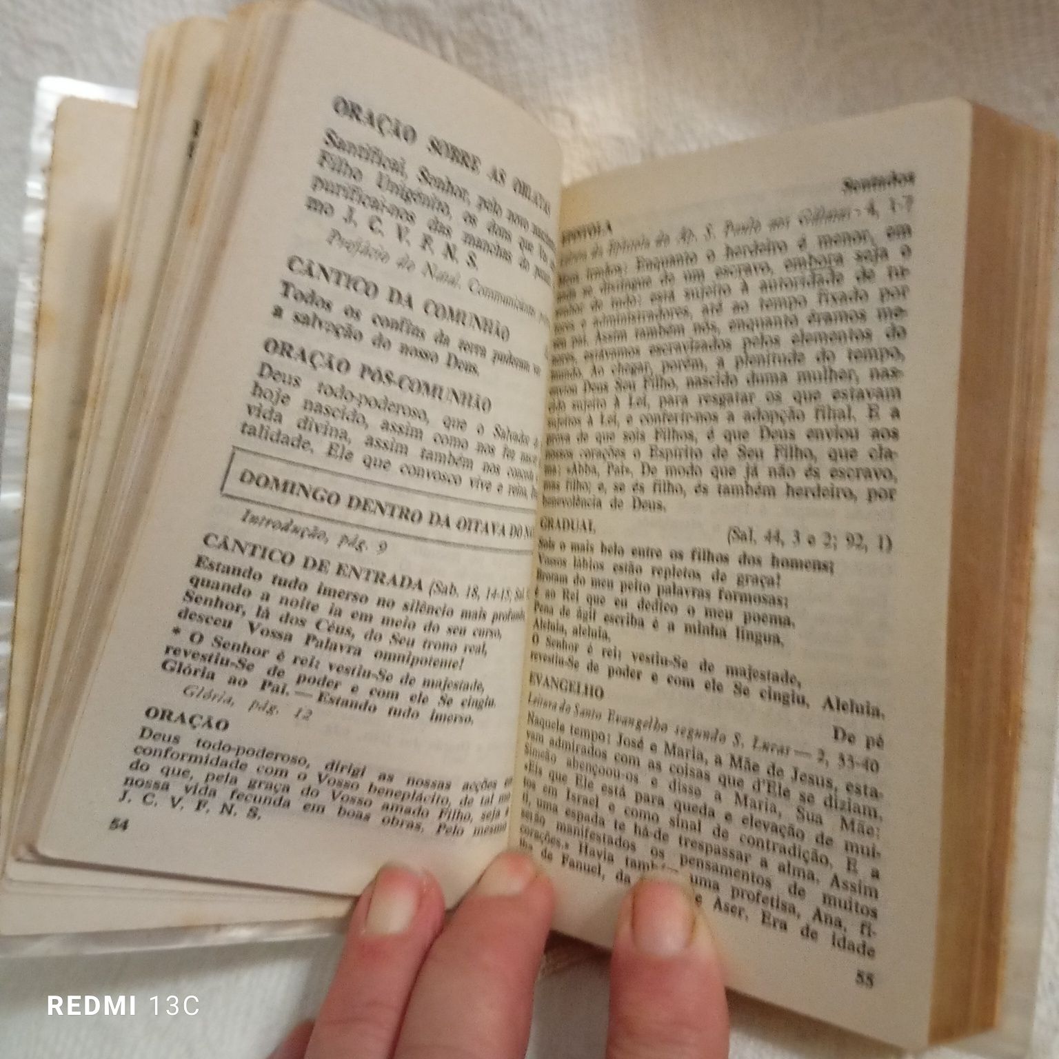 Missal em madrepérola com cruz em prata contrastada