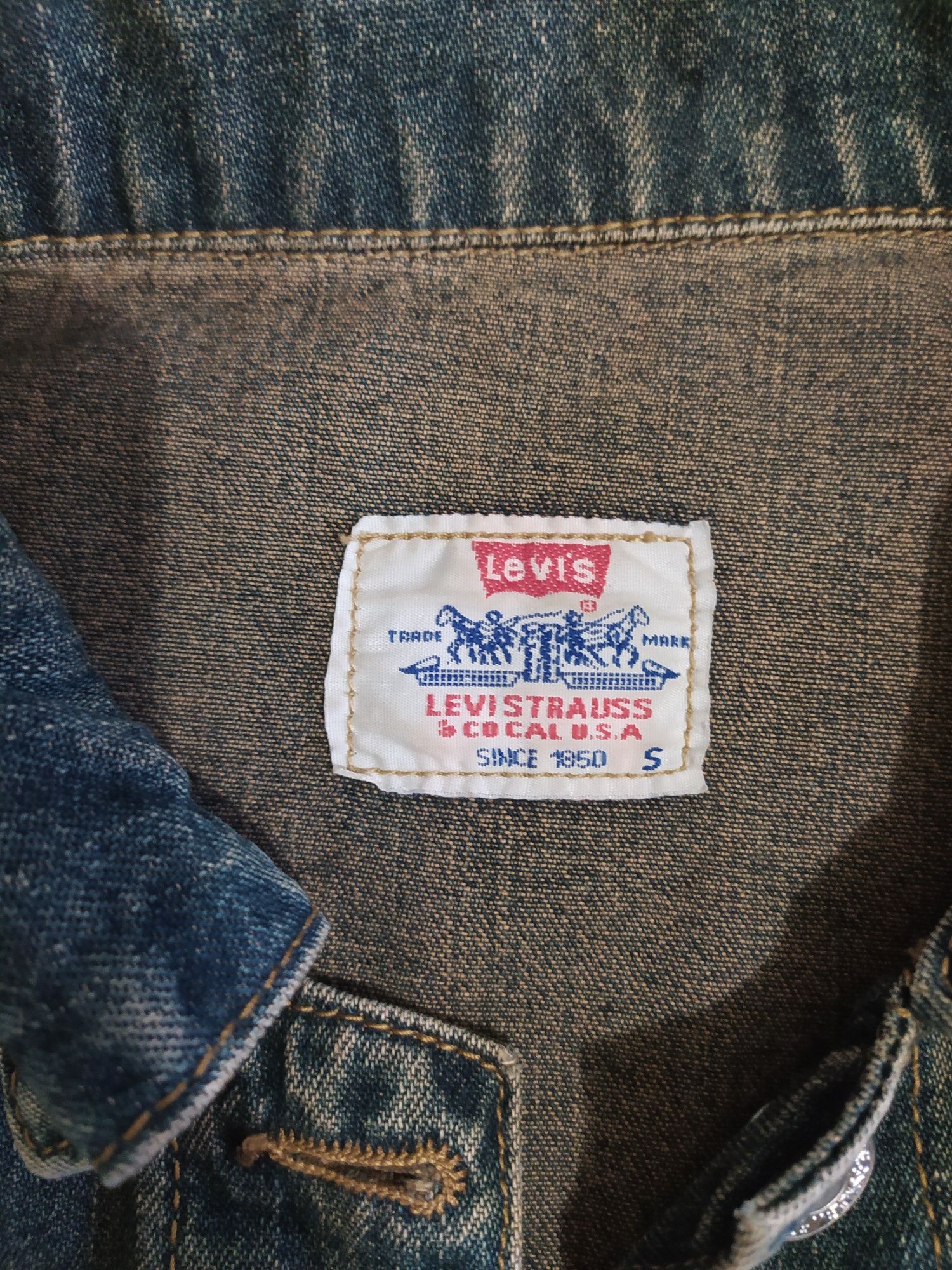 Джинсова куртка Levis S