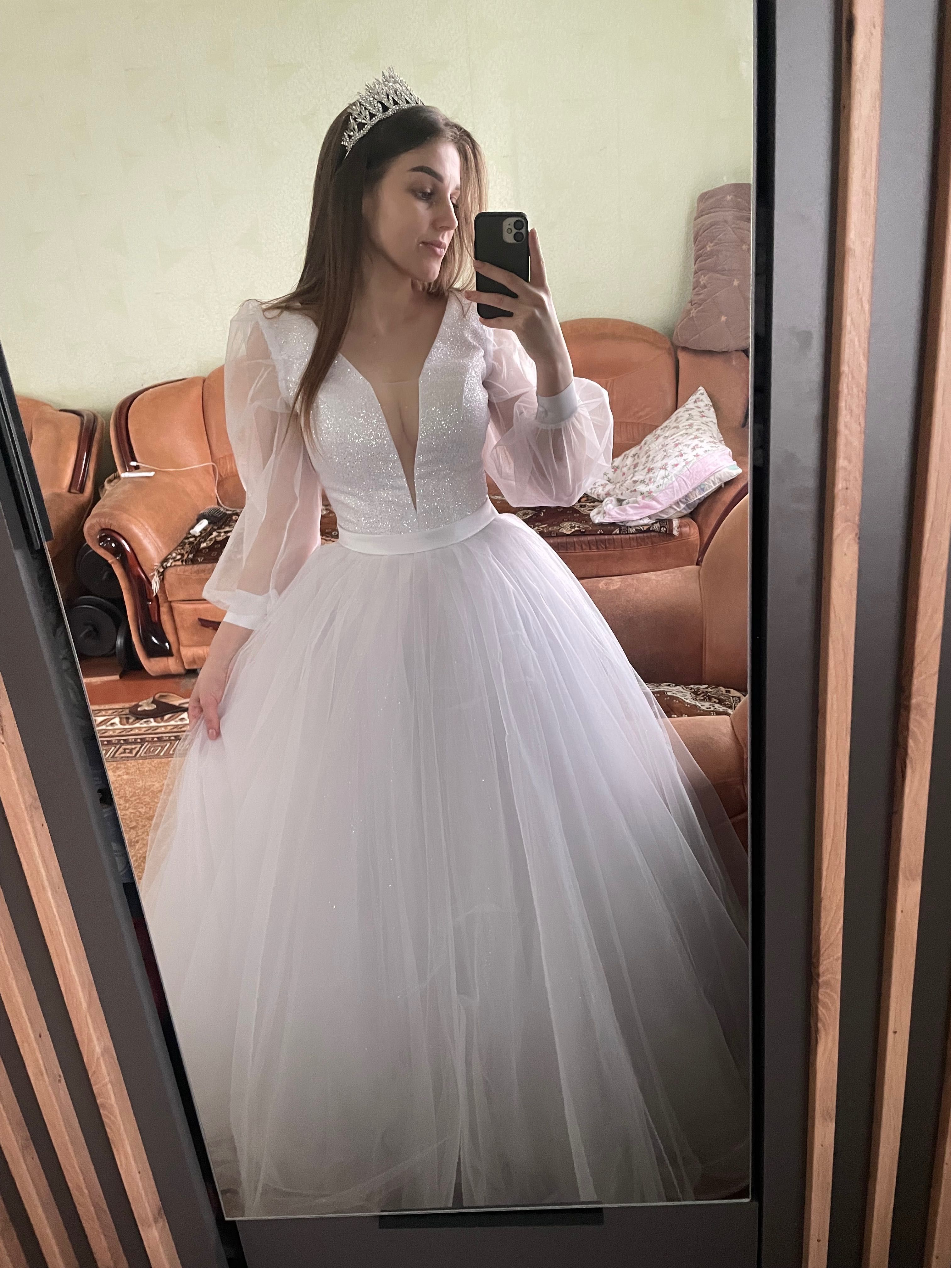 Весільна сукня, нова розмір с/м
