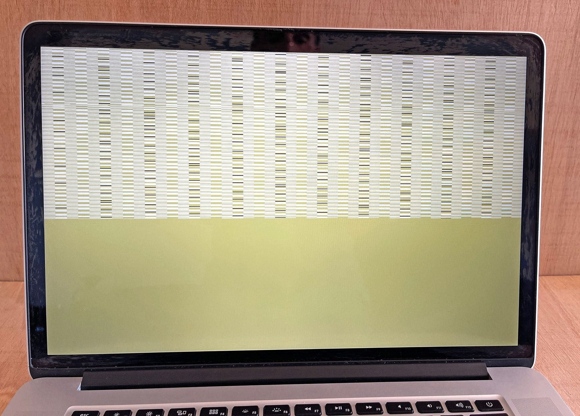 MacBook Pro 15 (A1398) para peças
