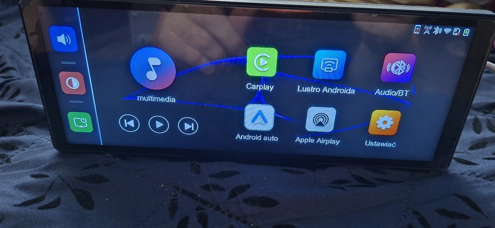 Ekran Car-play android auto