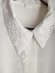 Camisa branca bordada