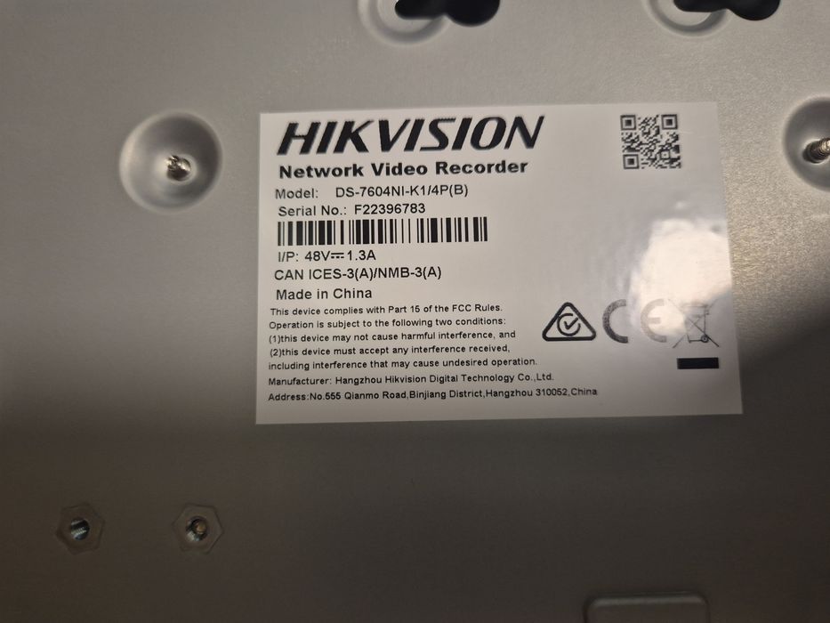 Hikvision DS-7604NI-K1/4P(B) monitoring rejestrator 4 kanały PoE