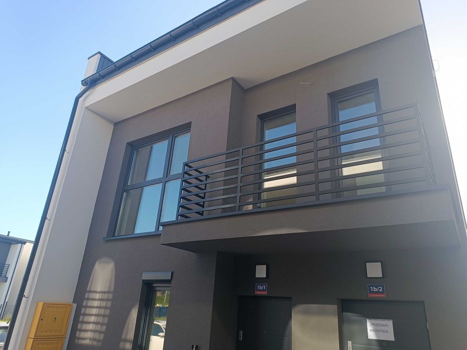 Mieszkanie 3 pokojowe, balkon,loggia, 2 m.post. prywatne
