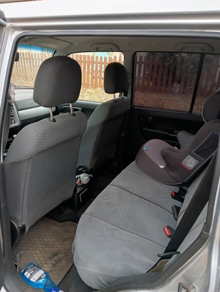 Sprzedam pajero pinin 1.8 mpi 2004