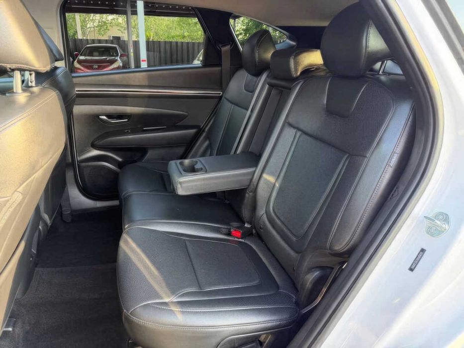 Hyundai Tucson SEL      2024