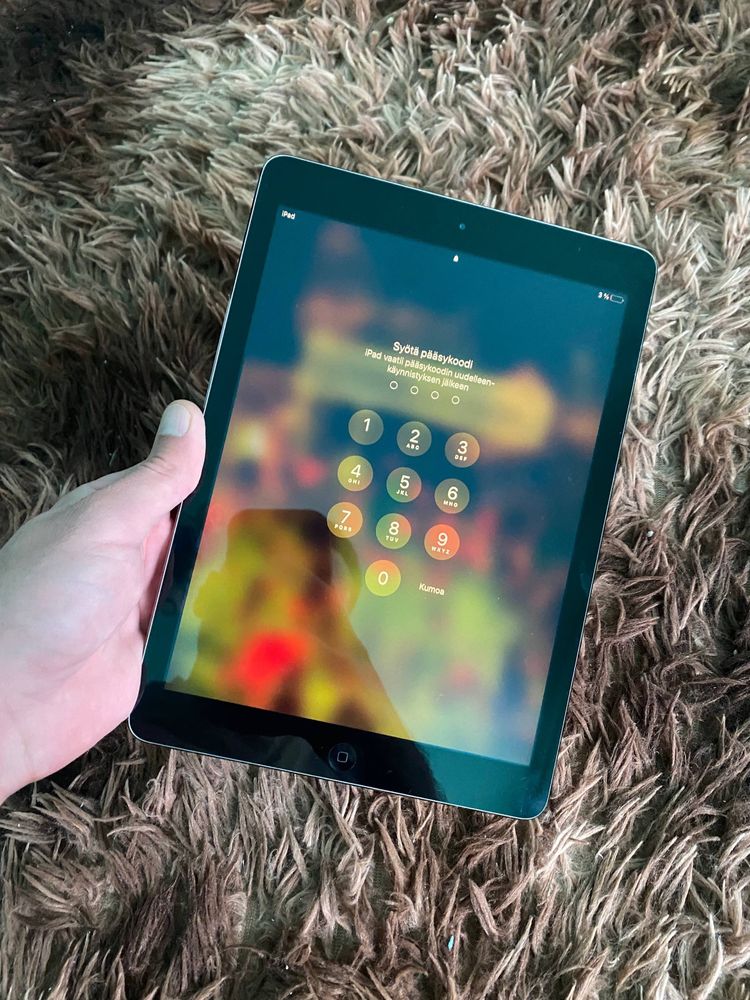 Планшет iPad Air 16GB A1474 Icloud Пароль