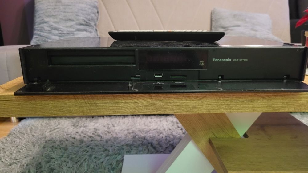 Odtwarzacz blu ray Panasonic BDT700