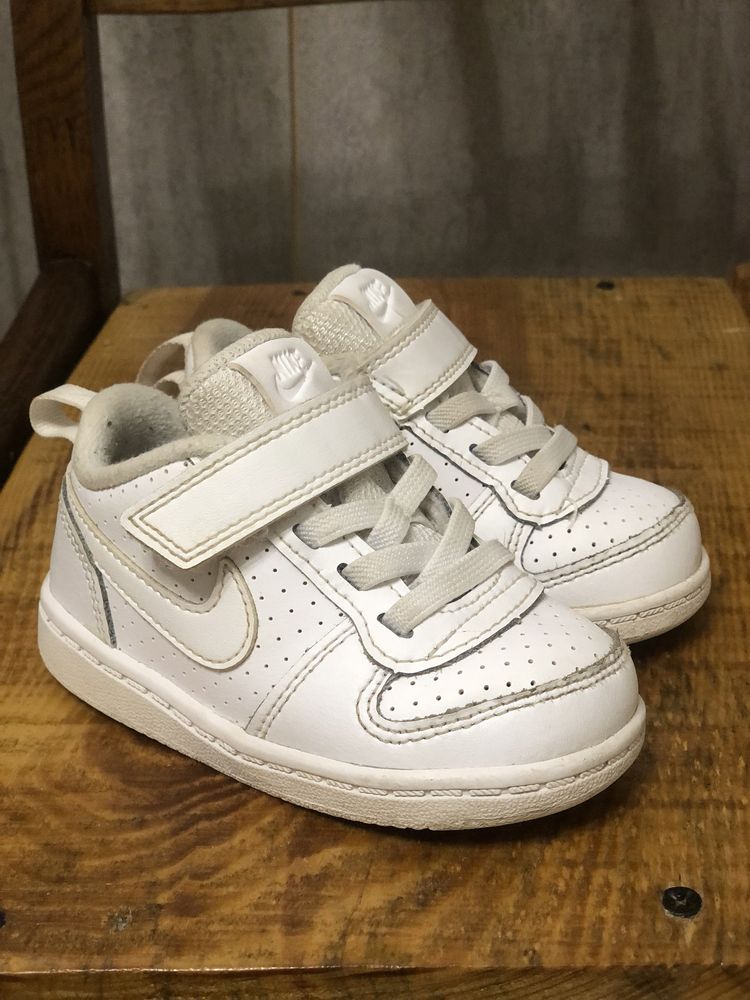 Кросівки Nike Найк білі
