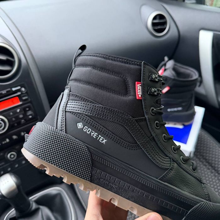 Чоловічі зимові кросівки ванс чорні хутро Vans Old Skool MTE Gore Tex