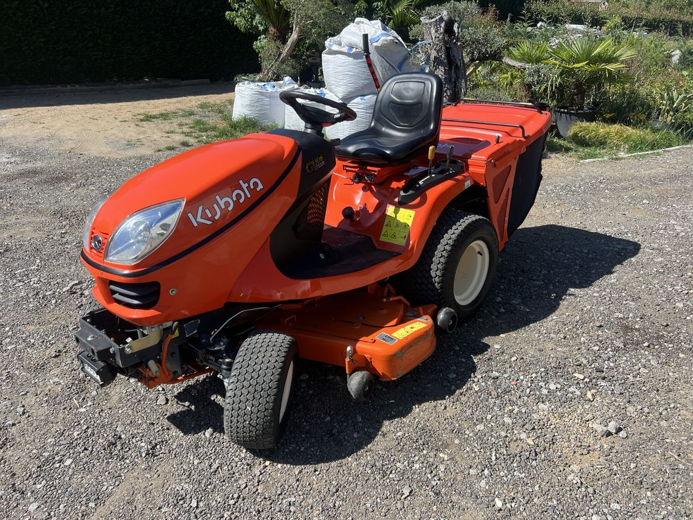 Kubota gr 2120 corta relva