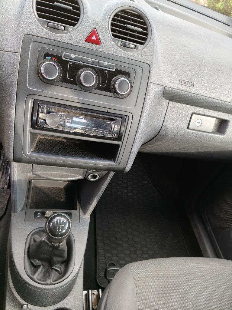 Volkswagen Caddy 1.6 TDI cena z VAT 23%