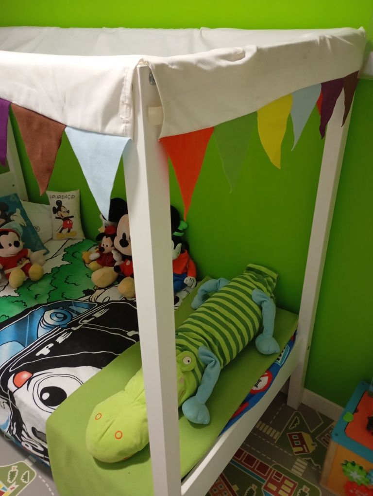 Cama de criança castelo