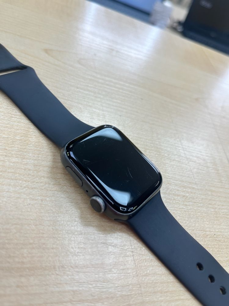 Apple Watch SE 40 mm