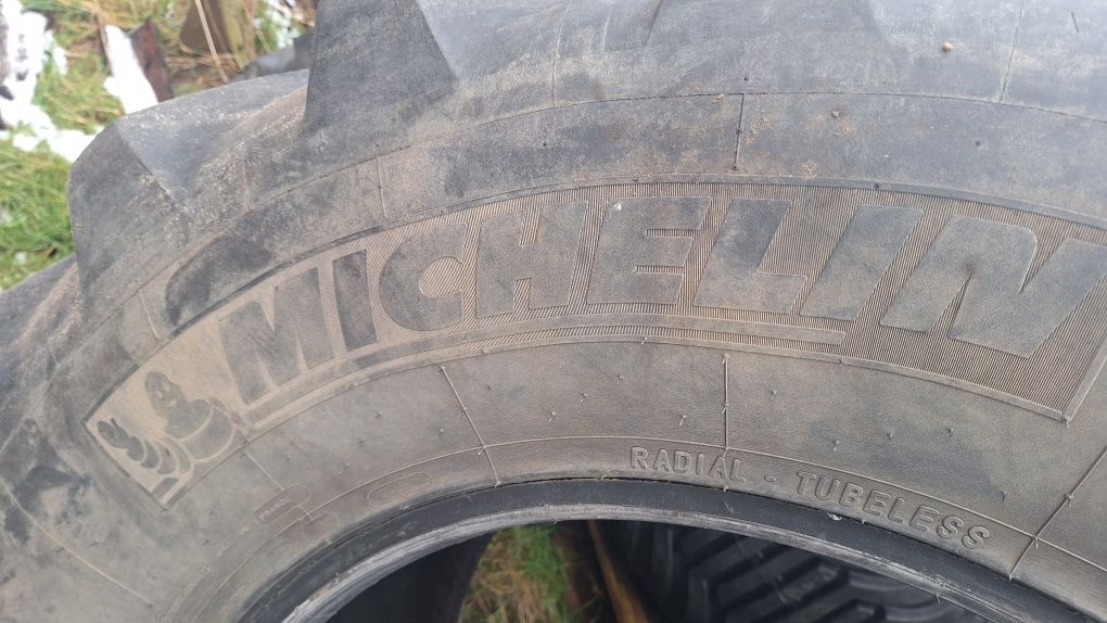 Opona 540/65/28 michelin
