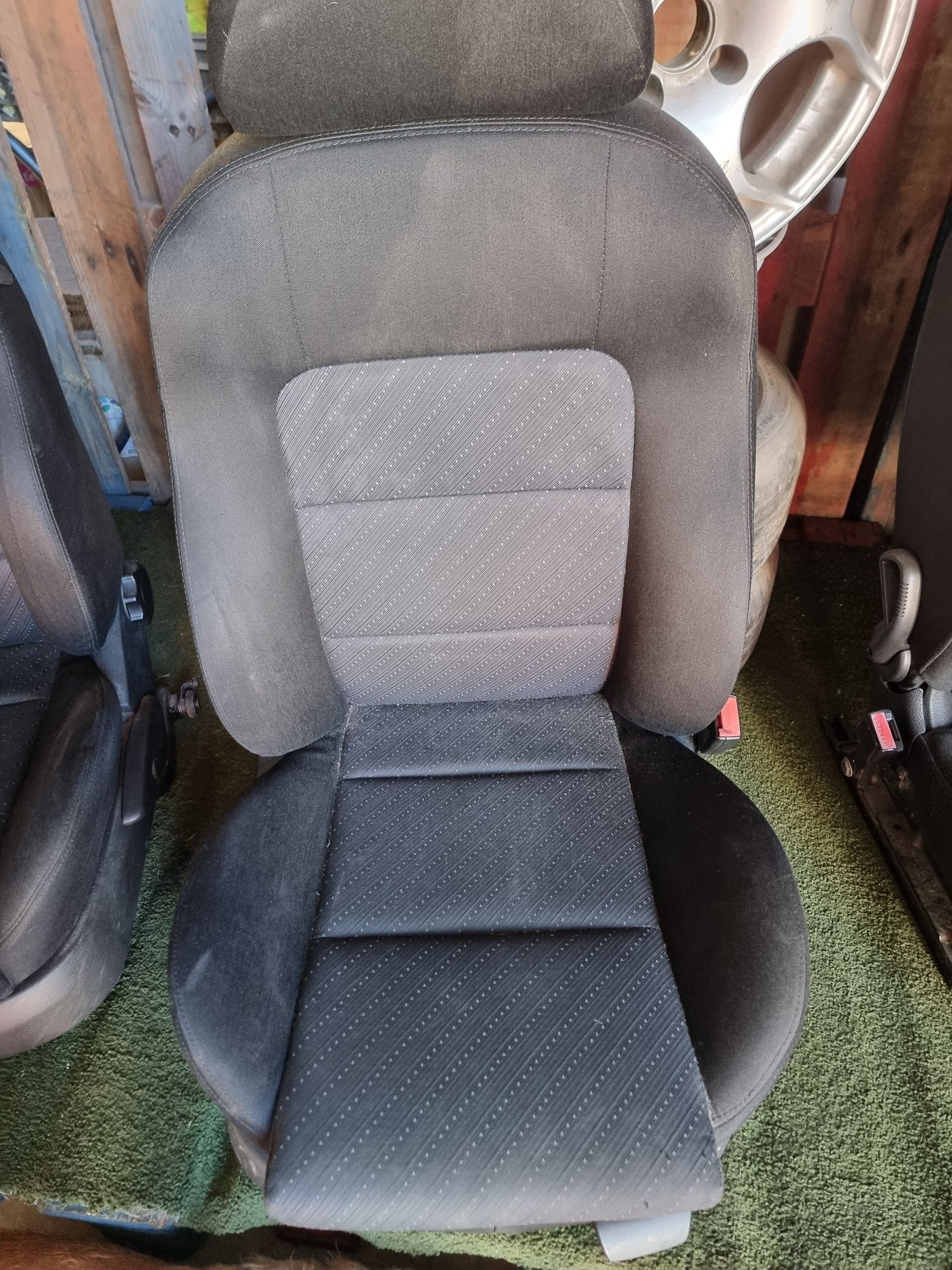 Bancos frente Seat leon 2002