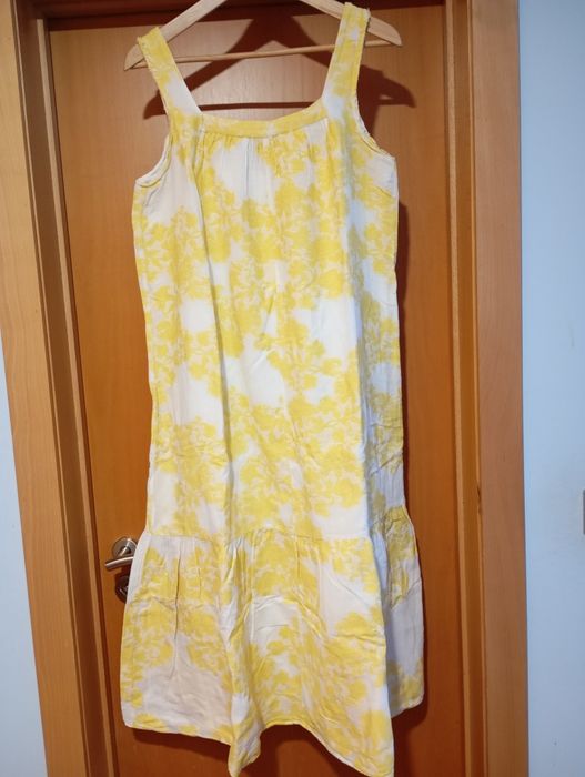 Vestido estampado Zara