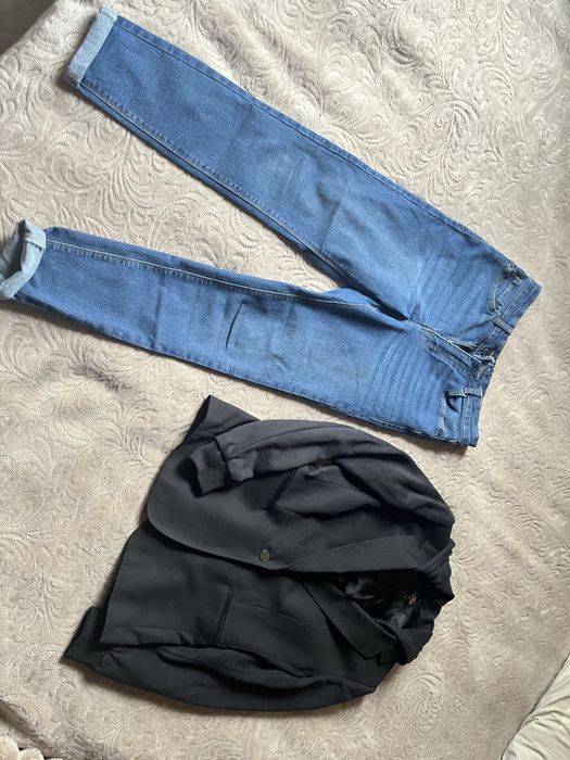 Джинси та піджак