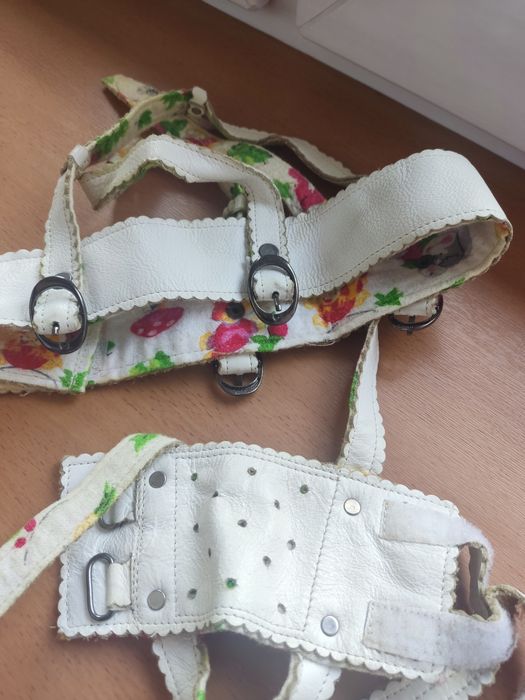 Szelki Pavlika rehabilitacyjne dla dzieci