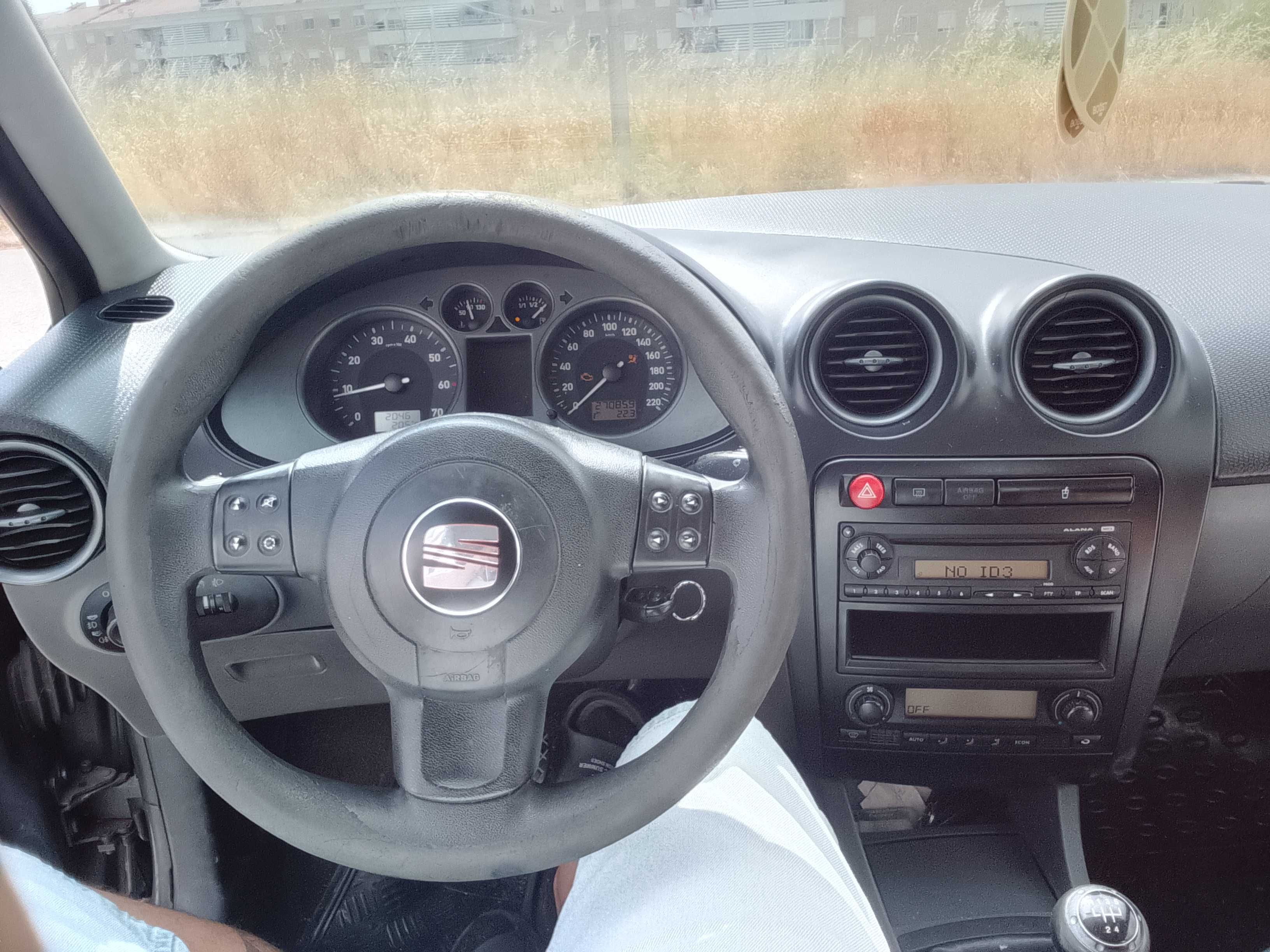 SEAT Córdoba 1.2 ano 2007 como novo negociável