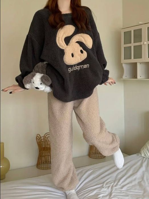 Нова тепла махрова піжма подарунок розмір SM в стилі zara home домашні