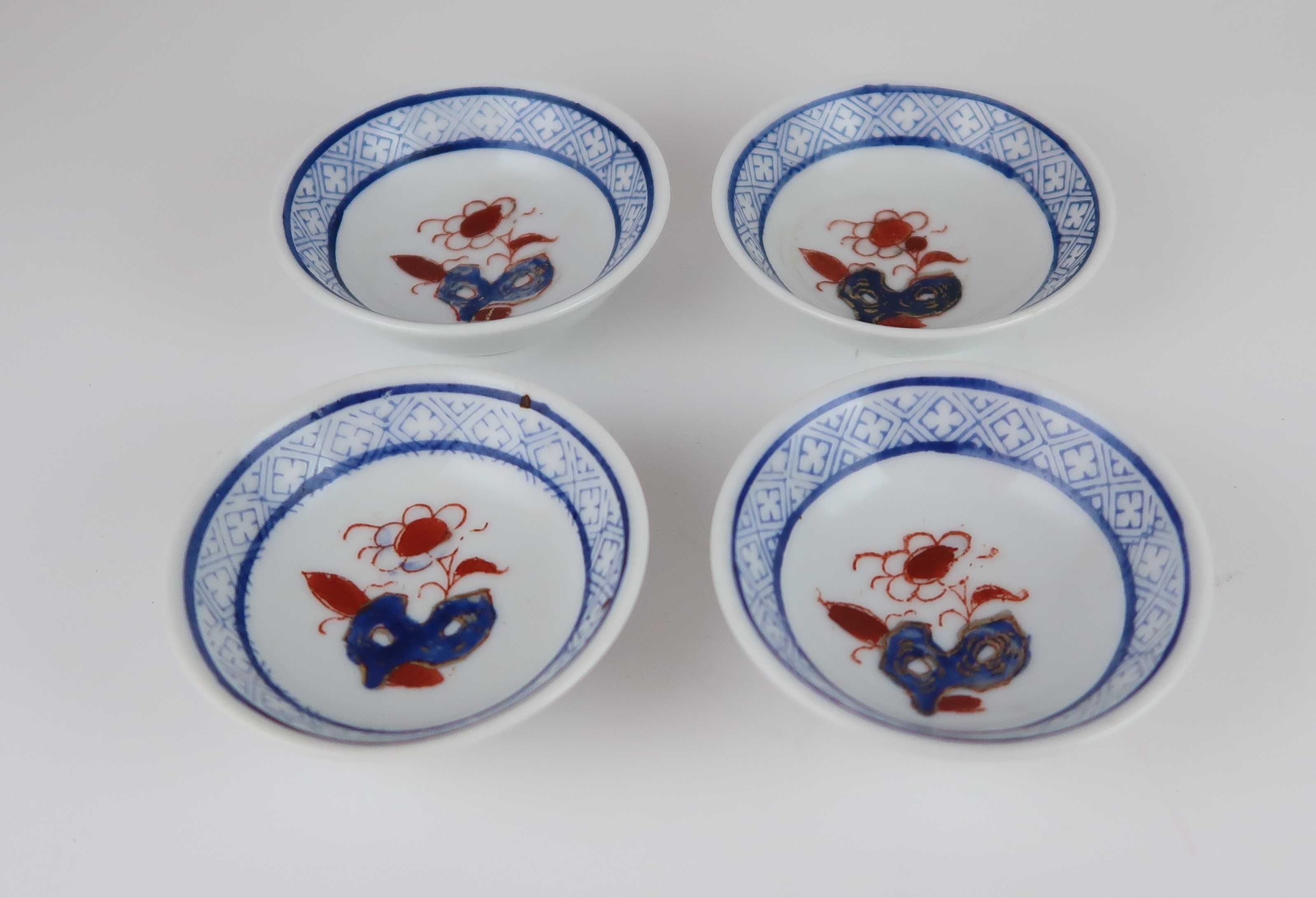 4 antigas taças Godé em porcelana da China