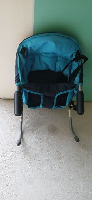 Cadeira bebé para mesa